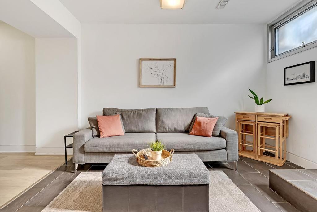 Suite In The Heart Of Downtown Toronto Eksteriør bilde